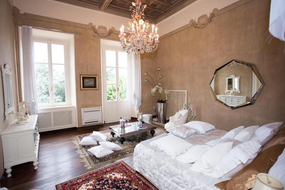 Villa Ghiringhelli Azzate Exteriér fotografie